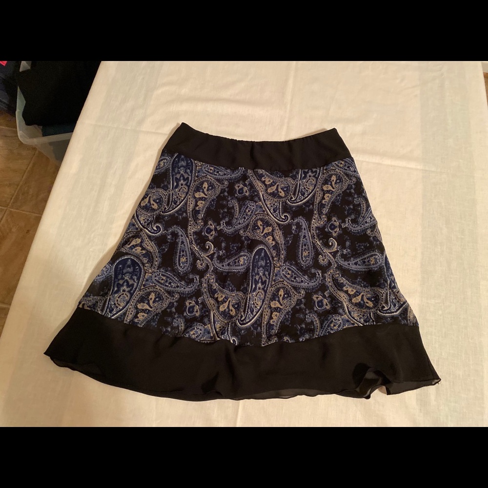 Constance Marie floral skirt large zip elastic